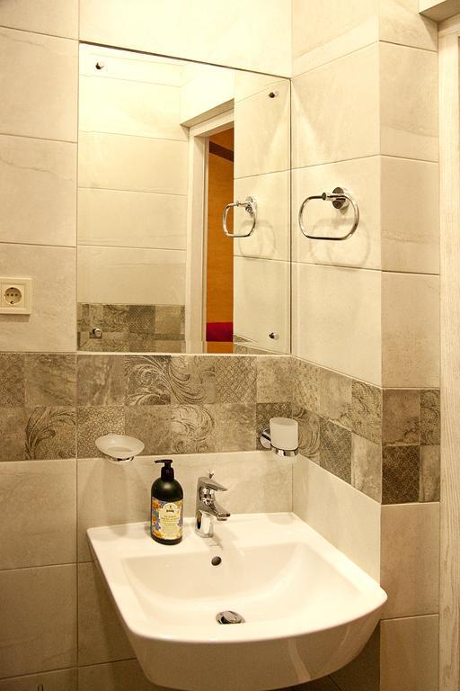 אודסה Apartment In Deribasovskaya Street 13 מראה חיצוני תמונה
